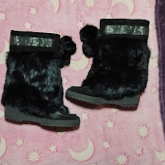 Coach Maryann Suede and Rabbit Fur Boots - Picture 1 of 9